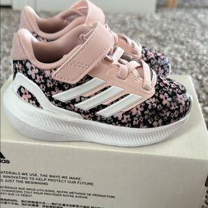 Addidas Toddler Shoes